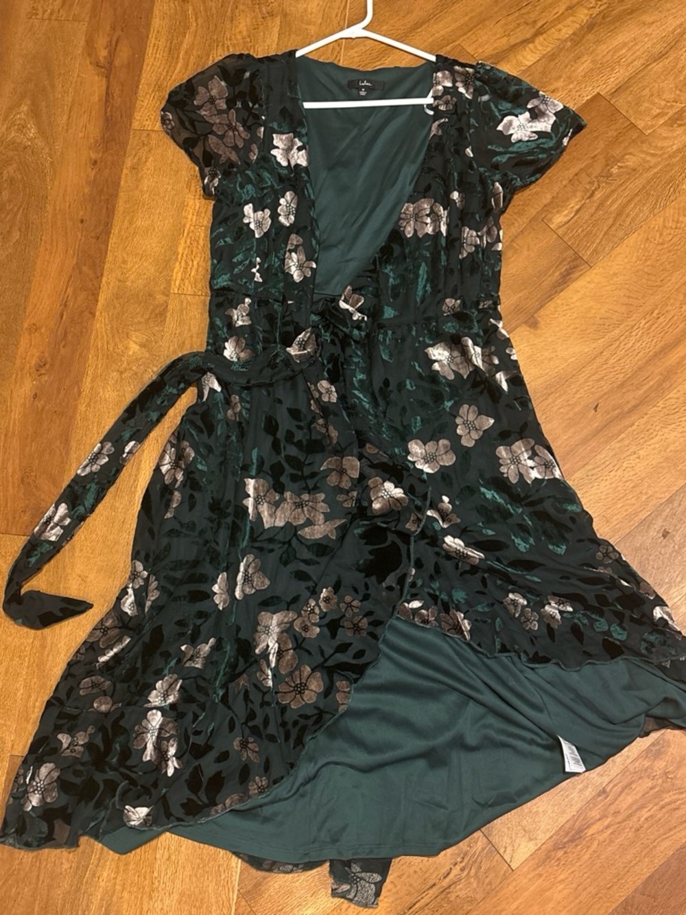Lulu's Emerald Green Velvet Floral Wrap Midi Dress